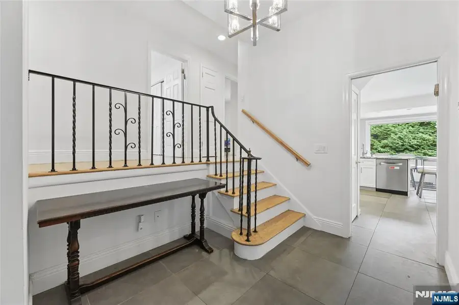 585 W Englewood Avenue, Teaneck, NJ 07666 - #2