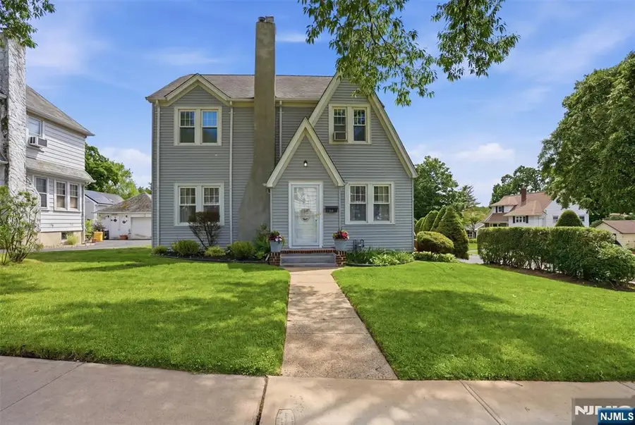 88 Lindbergh Boulevard, Teaneck, NJ 07666 - #2