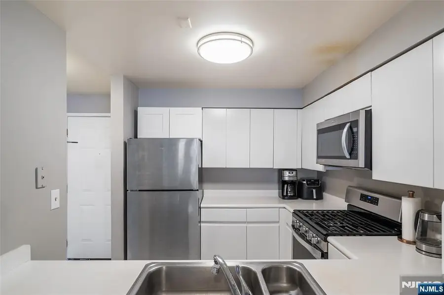 503 Hancock Court M503, Edgewater, NJ 07020 - #2