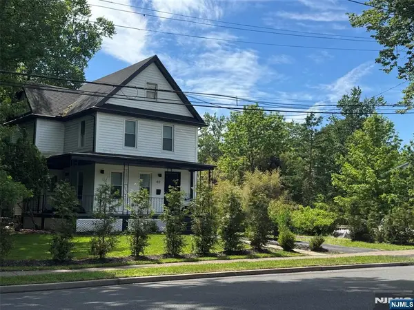 40 Grant Avenue, Cresskill, NJ 07626