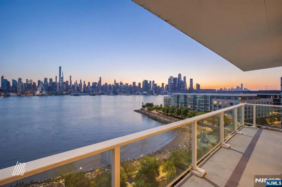 800 Ave At Port Imperial Boulevard 806, Weehawken, NJ 07086 - #2
