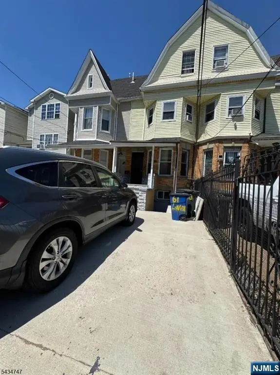 61 Lincoln Avenue, Newark, NJ 07104