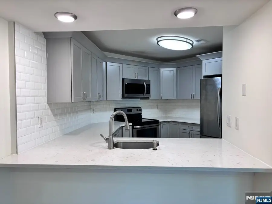 544 Ridge Lane 5115, Fort Lee, NJ 07024 - #3