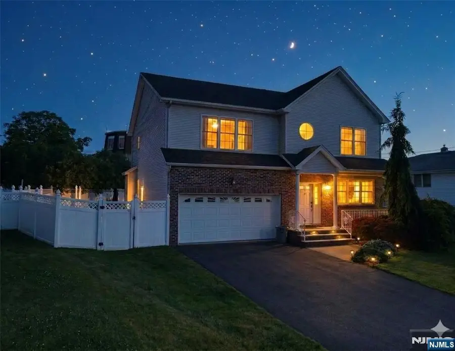 6 Lamring Drive, Fair Lawn, NJ 07410 - #2