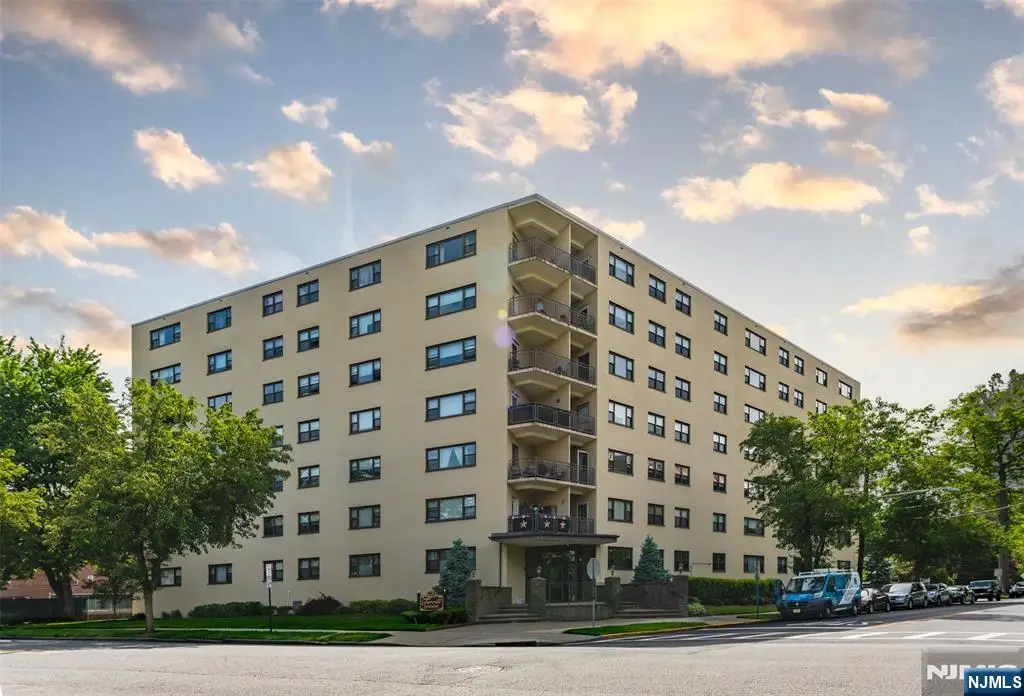 25 Grand Avenue 1E, Hackensack, NJ 07601 - #1