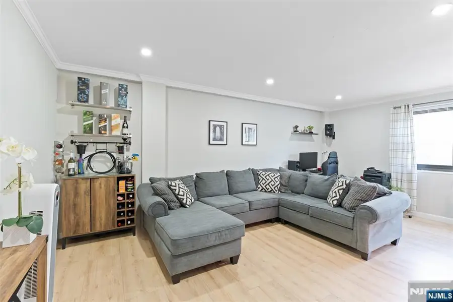 25 Grand Avenue 1E, Hackensack, NJ 07601 - #2