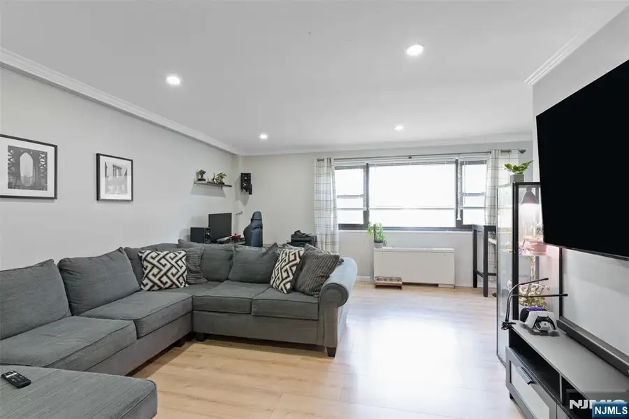 25 Grand Avenue 1E, Hackensack, NJ 07601 - #3