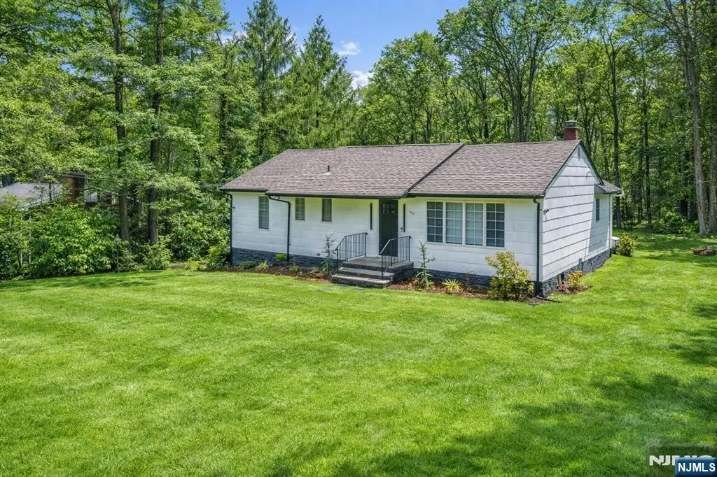163 La Rue Road, Newfoundland, NJ 07435 - #1