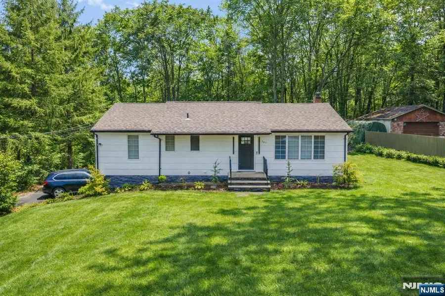 163 La Rue Road, Newfoundland, NJ 07435 - #3