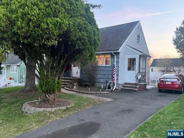 263 Richmond Avenue, Paterson, NJ 07502 - #2