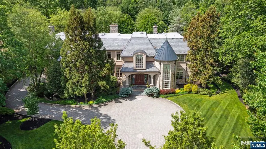 11 Elden Drive, Saddle River, NJ 07458 - #3