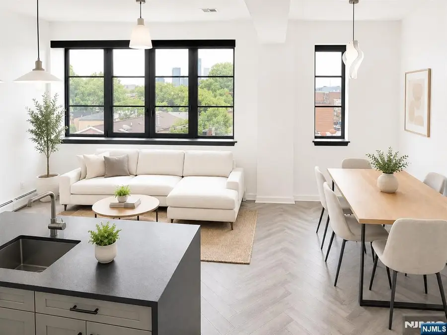 142 Charles Street 403, Jersey City, NJ 07307 - #2