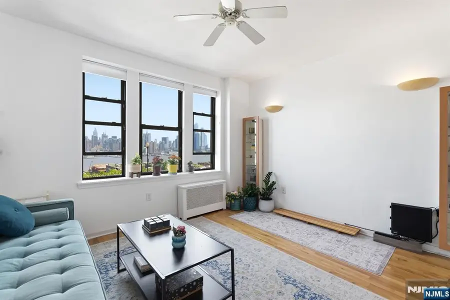 883 E Boulevard 1F, Weehawken, NJ 07086 - #3