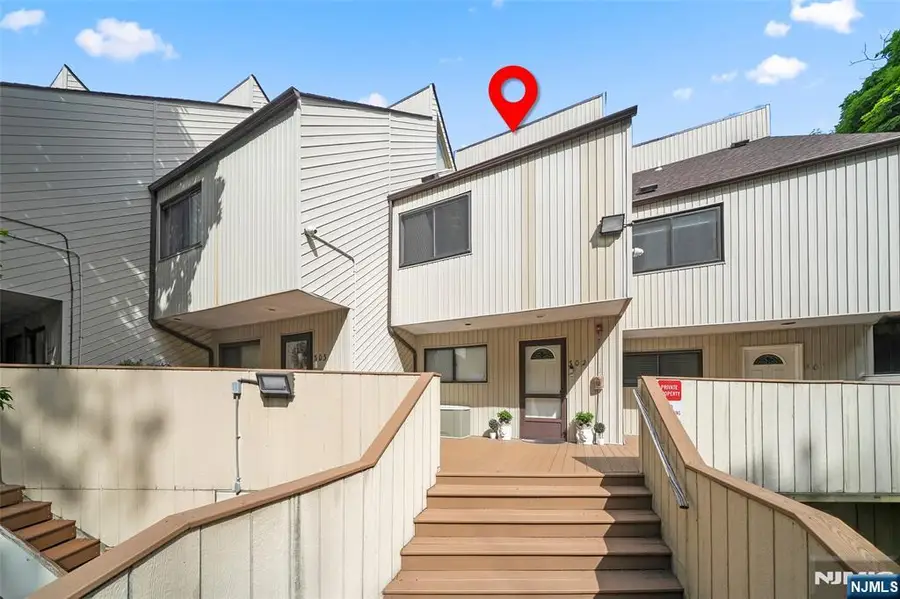101 State Rt 5 302, Edgewater, NJ 07020 - #2
