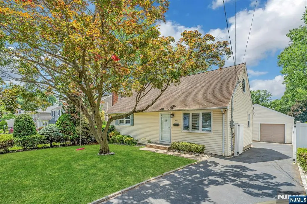 451 Chestnut Street, Nutley, NJ 07110 - #1