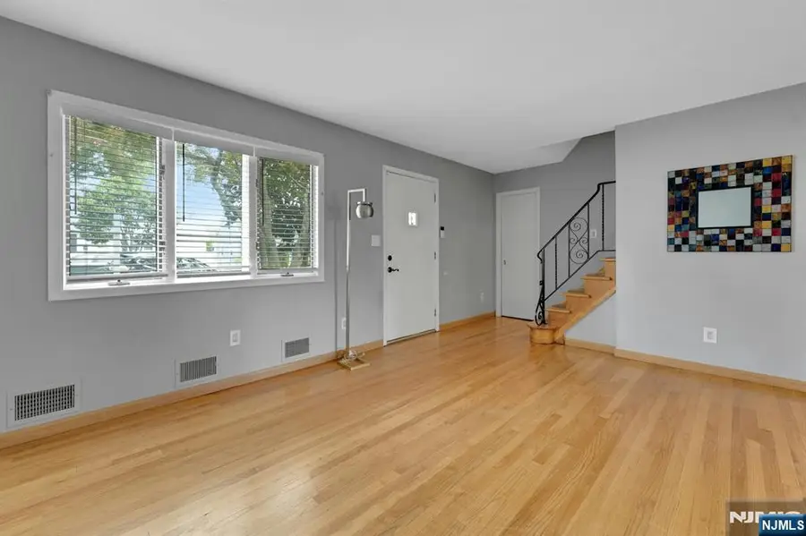 451 Chestnut Street, Nutley, NJ 07110 - #3