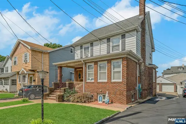 18 Ilford Avenue, North Arlington, NJ 07031
