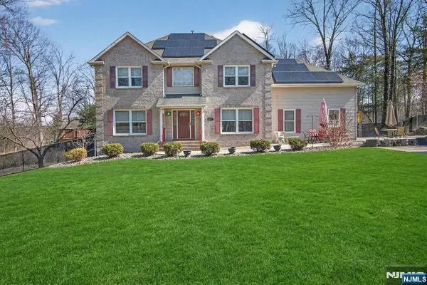 15 Hidden Valley Road, Newton, NJ 07860