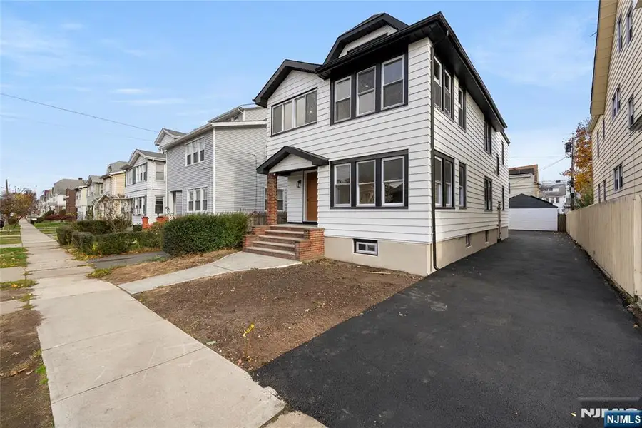 218 Ampere Parkway, Bloomfield, NJ 07003 - #2