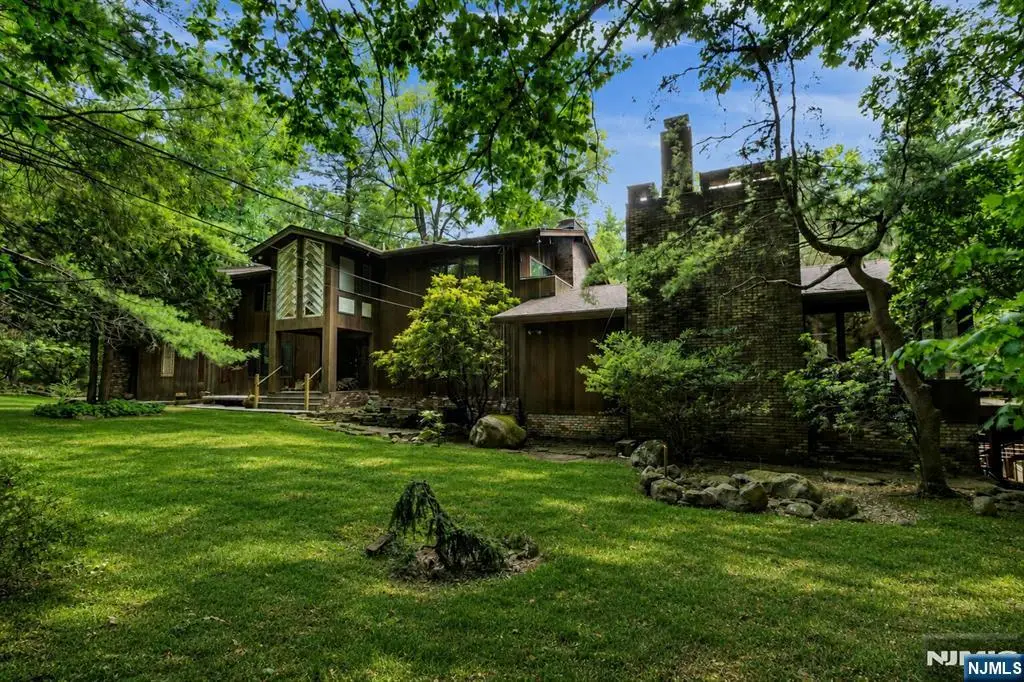 34 Cambridge Way, Alpine, NJ 07620 - #1