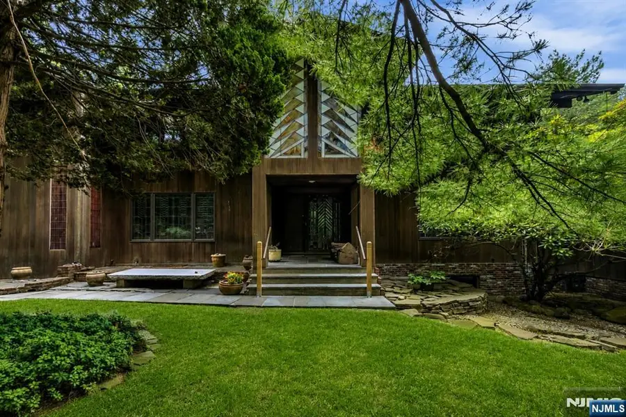 34 Cambridge Way, Alpine, NJ 07620 - #2