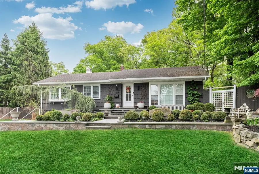 596 Wyckoff Avenue, Mahwah, NJ 07430 - #2