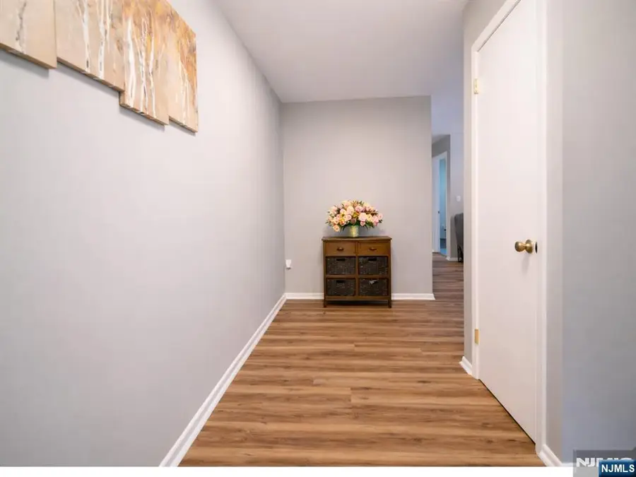 2111 Hilltop Road, Mahwah, NJ 07430 - #3