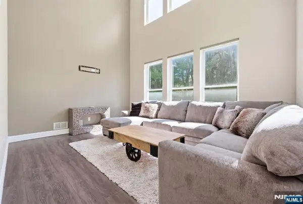 15 Aspen Court, Hardyston, NJ 07419