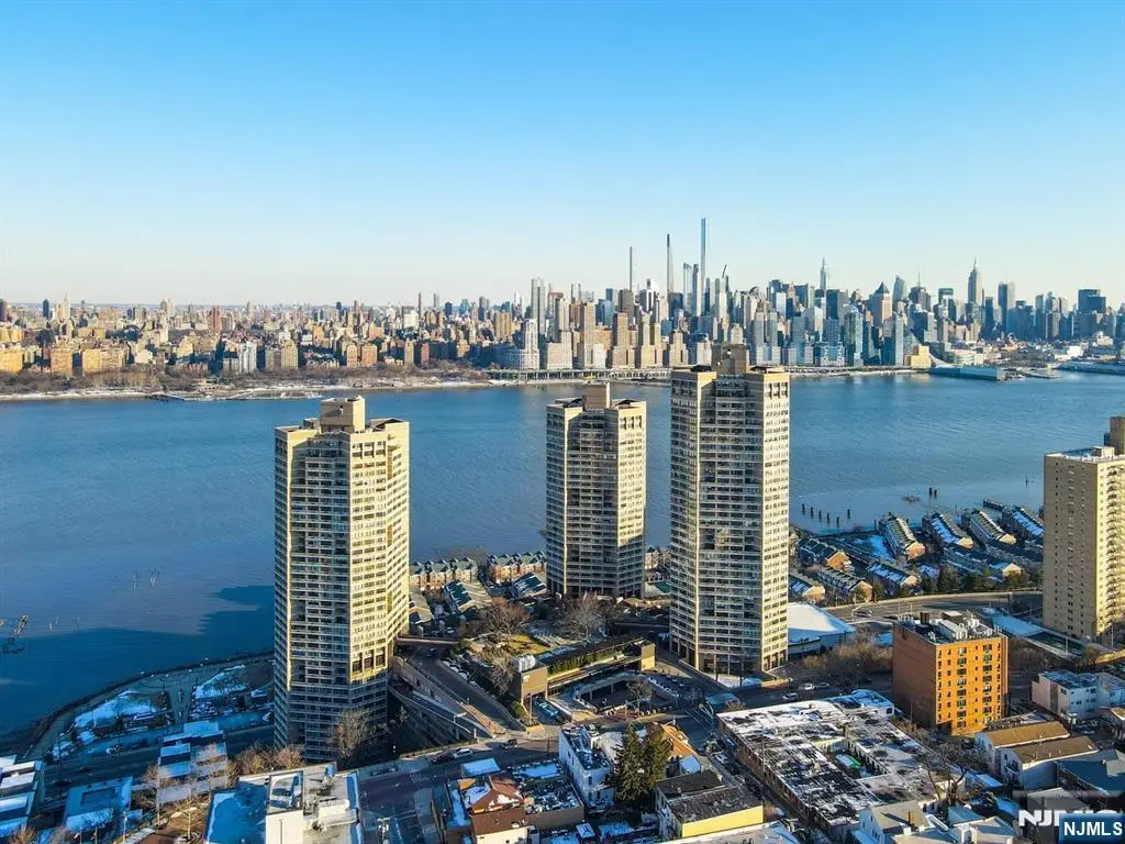 7000 Boulevard East 38 G, Guttenberg, NJ 07093 - #1