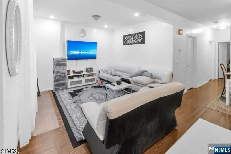 87 19th Street, East Orange, NJ 07017 - #2