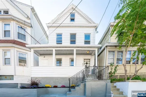 446 24th Street, Paterson, NJ 07514
