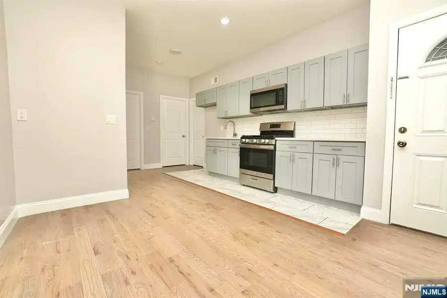 480 Bergen Avenue, Jersey City, NJ 07304 - #2
