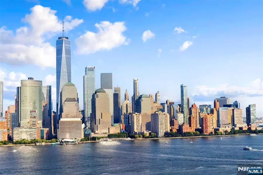 2 2nd Street 1704, Jersey City, NJ 07302 - #2
