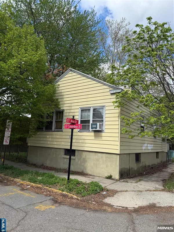 39 Columbus Street, Bloomfield, NJ 07003