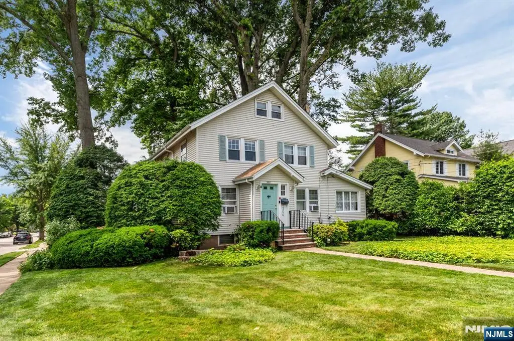 300 Van Buren Avenue, Teaneck, NJ 07666 - #1
