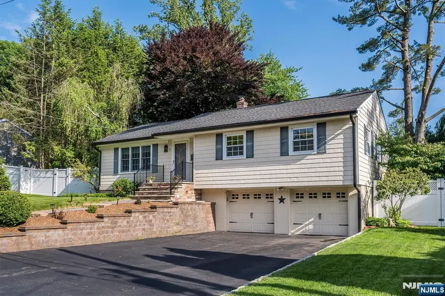 14 Clifford Drive, Park Ridge, NJ 07656 - #2