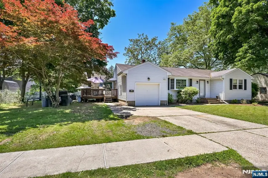 559 Herrmann Avenue, River Vale, NJ 07675 - #2