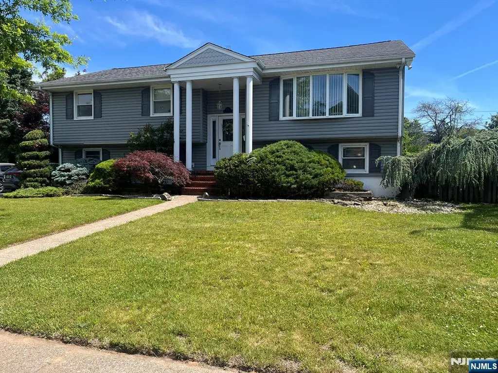 177 Truman Terrace, Paramus, NJ 07652 - #1