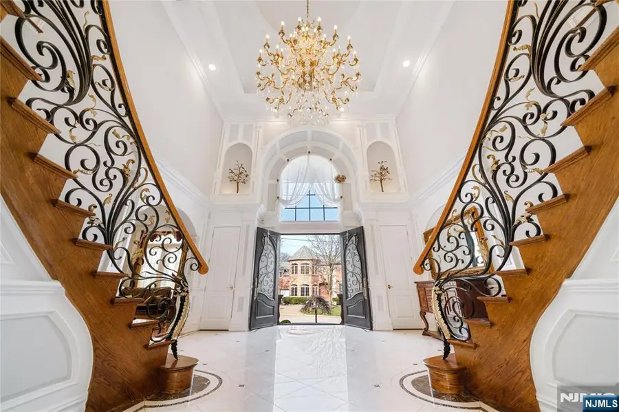 2 Euclid Road, Fort Lee, NJ 07024 - #2