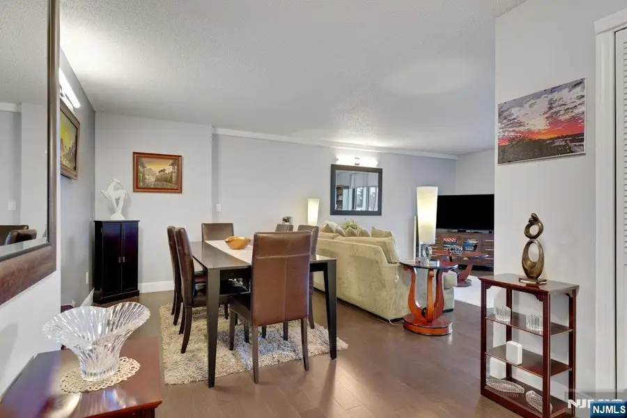 200 Winston Drive 106, Cliffside Park, NJ 07010 - #3