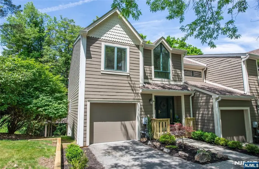 26 Mill Pond Road, Woodland Park, NJ 07424 - #2