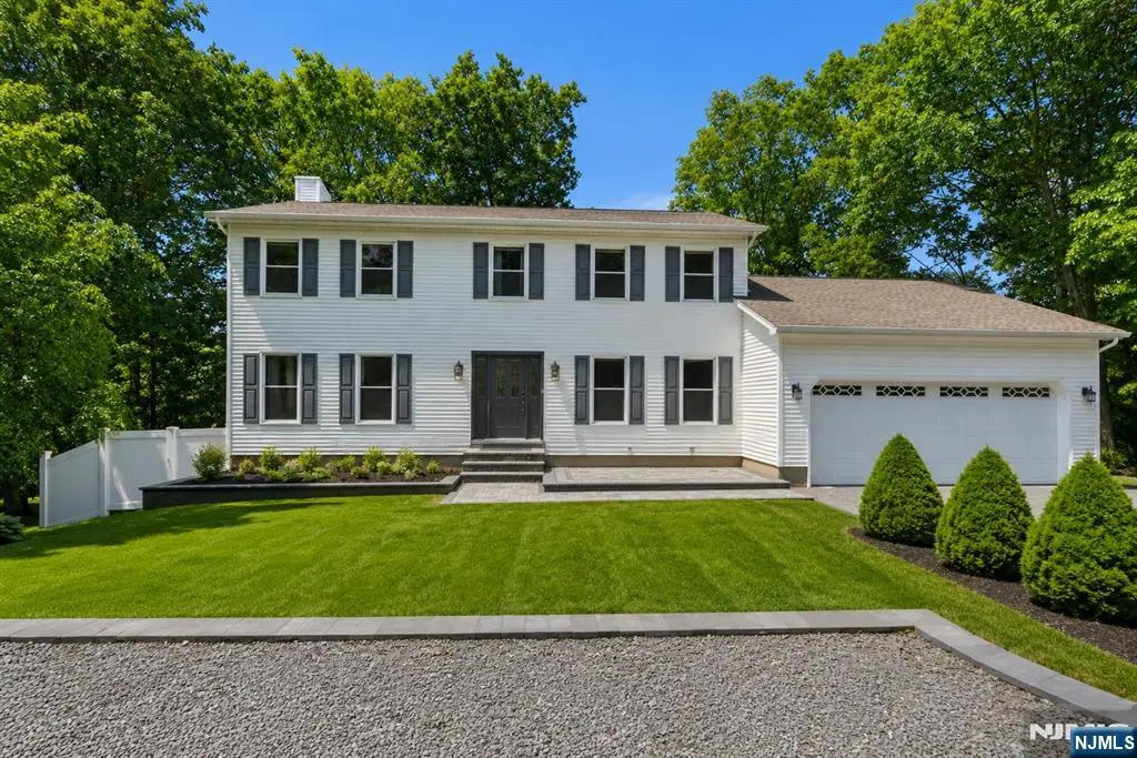 10 Tice Road, Hewitt, NJ 07421 - #1