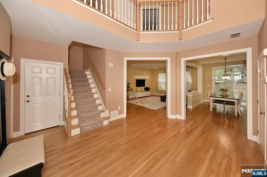 3 Schindler Court, Upper Saddle River, NJ 07458 - #2