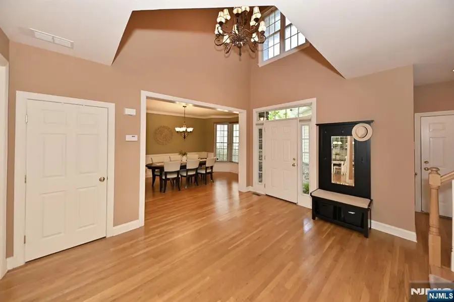 3 Schindler Court, Upper Saddle River, NJ 07458 - #3