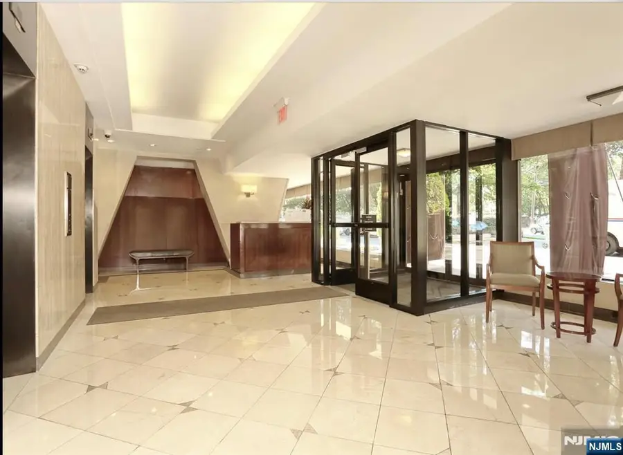 4 Horizon Road G-3, Fort Lee, NJ 07024 - #3