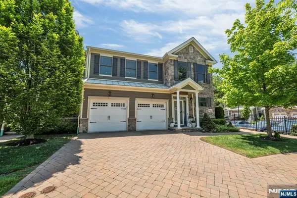 2308 Freeman Way, Allendale, NJ 07401