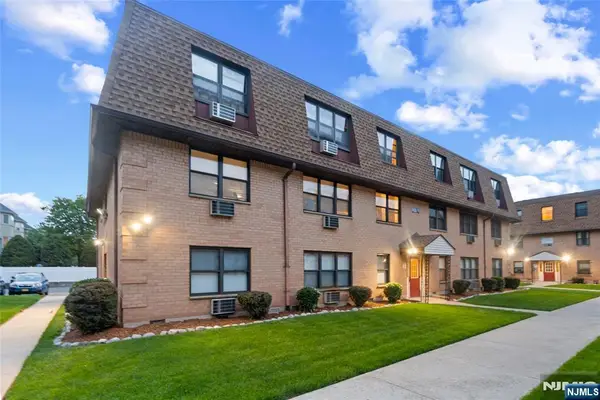 29 N End Drive, Secaucus, NJ 07094