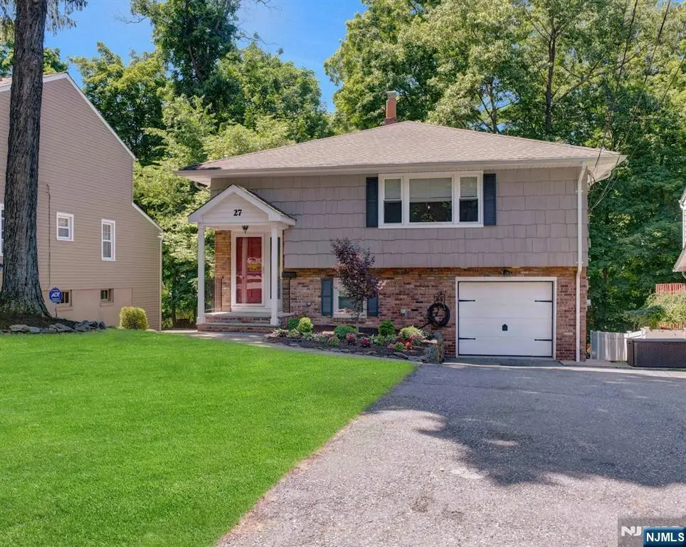 27 Shady Terrace, Wayne, NJ 07470 - #1