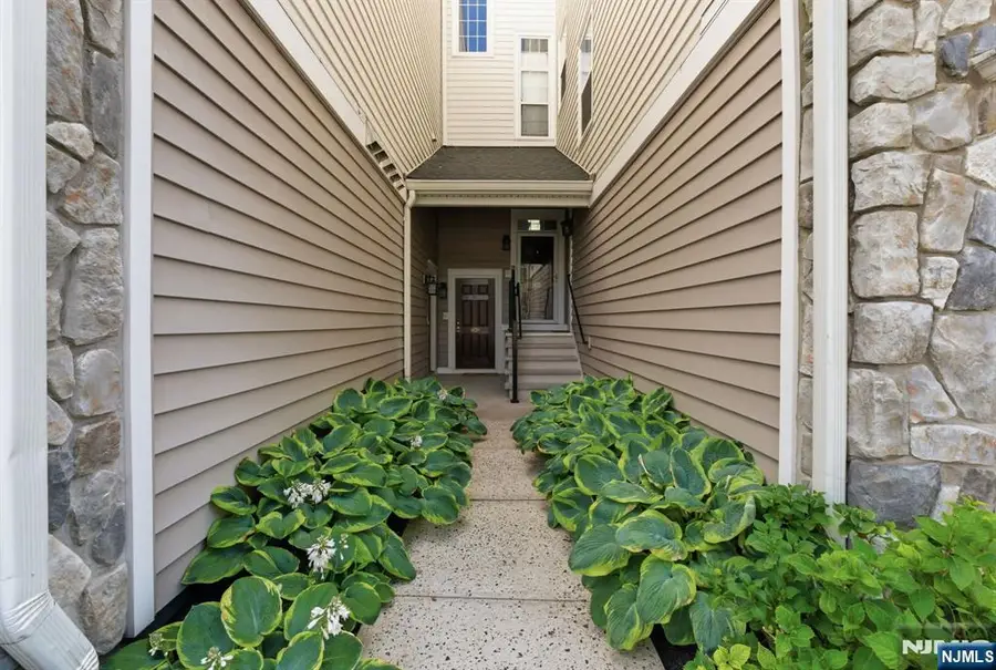 131 Brittany Court, Clifton, NJ 07013 - #2