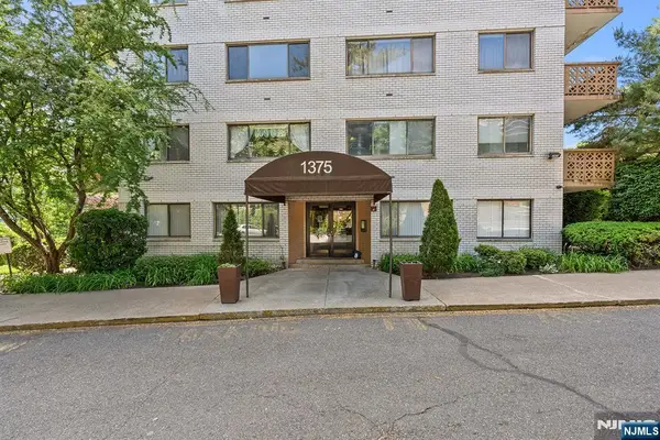 1375 River Road 1E, Edgewater, NJ 07020